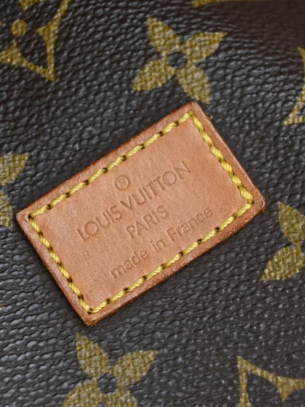 LOUIS VUITTON Logo Saumur 30 Shoulder Bag Monogram Leather Brown M42256 84EG375
